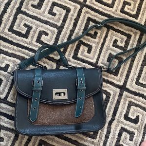 Medium leather pocket book